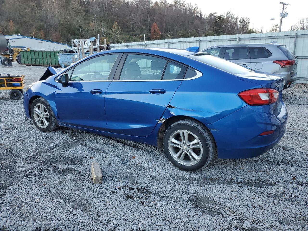 Chevrolet Cruze Lt Image 4