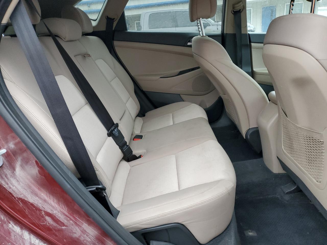 Hyundai TUCSON Limited Image 2