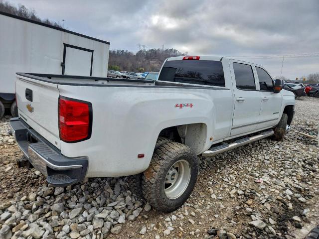 Chevrolet Silverado K3500 Lt Image 10