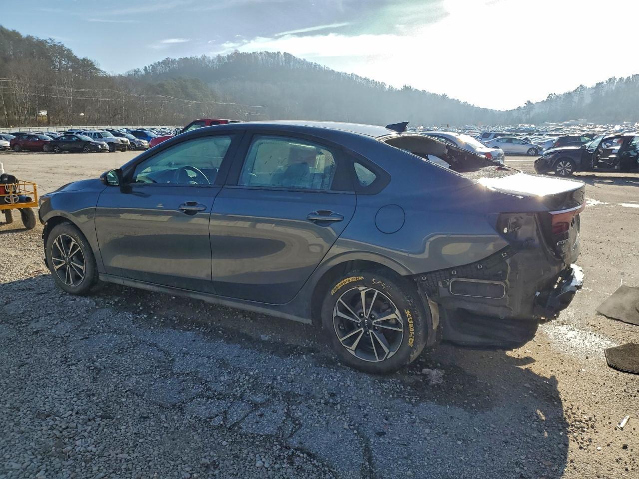 Kia Forte Lx Image 3