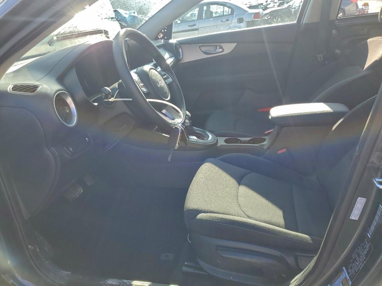 Kia Forte Lx Image 10