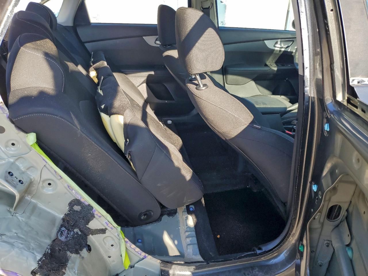 Kia Forte Lx Image 9