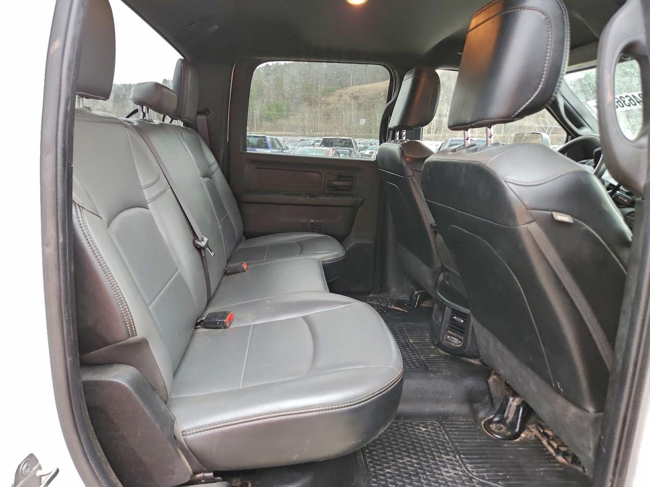 Ram 2500 Tradesman Image 4