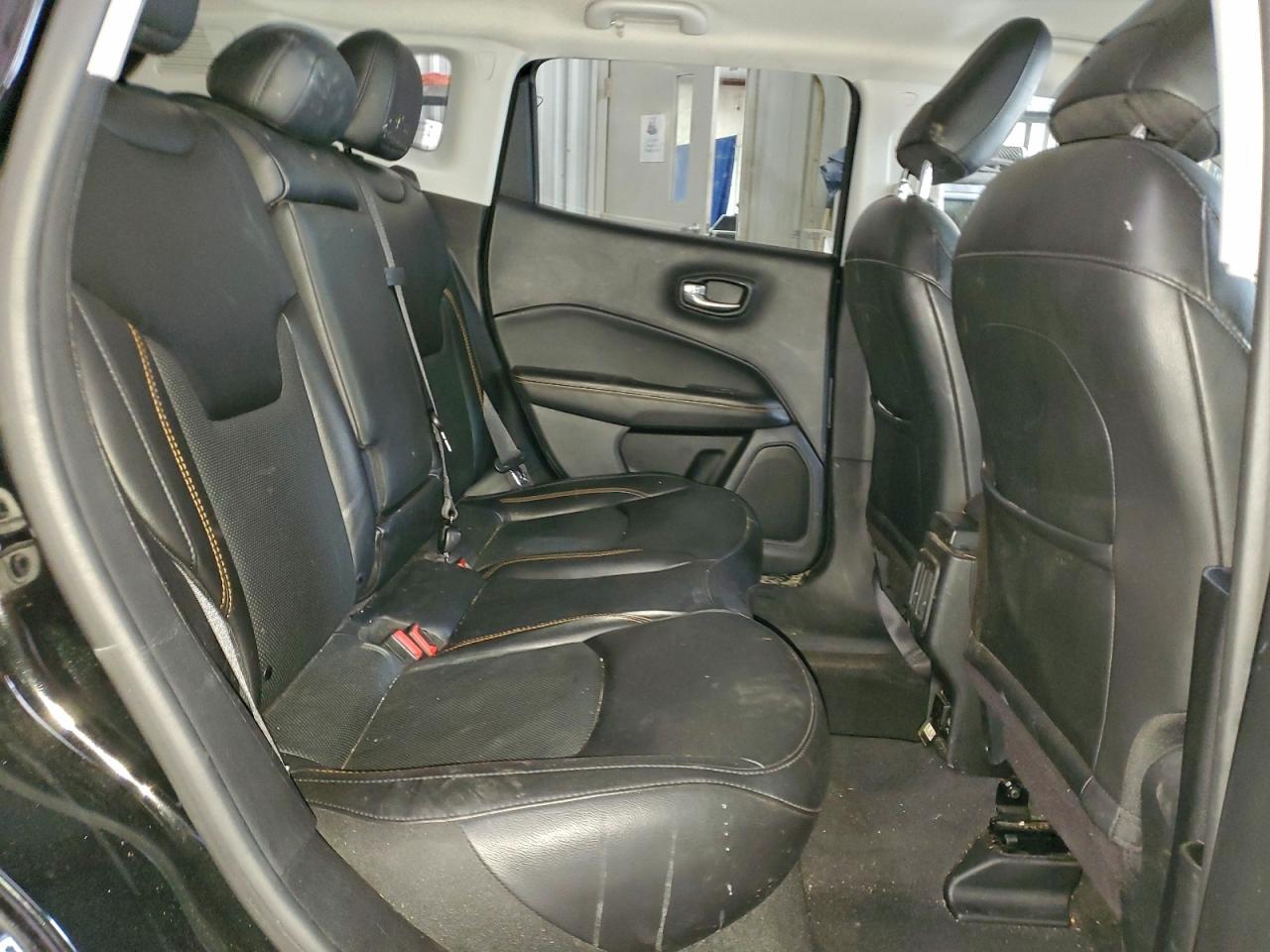 Jeep Compass Limited Image 12