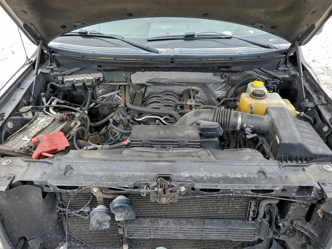 Ford F-150 Super Cab Image 9