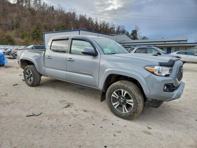Toyota Tacoma Double Cab Image 6