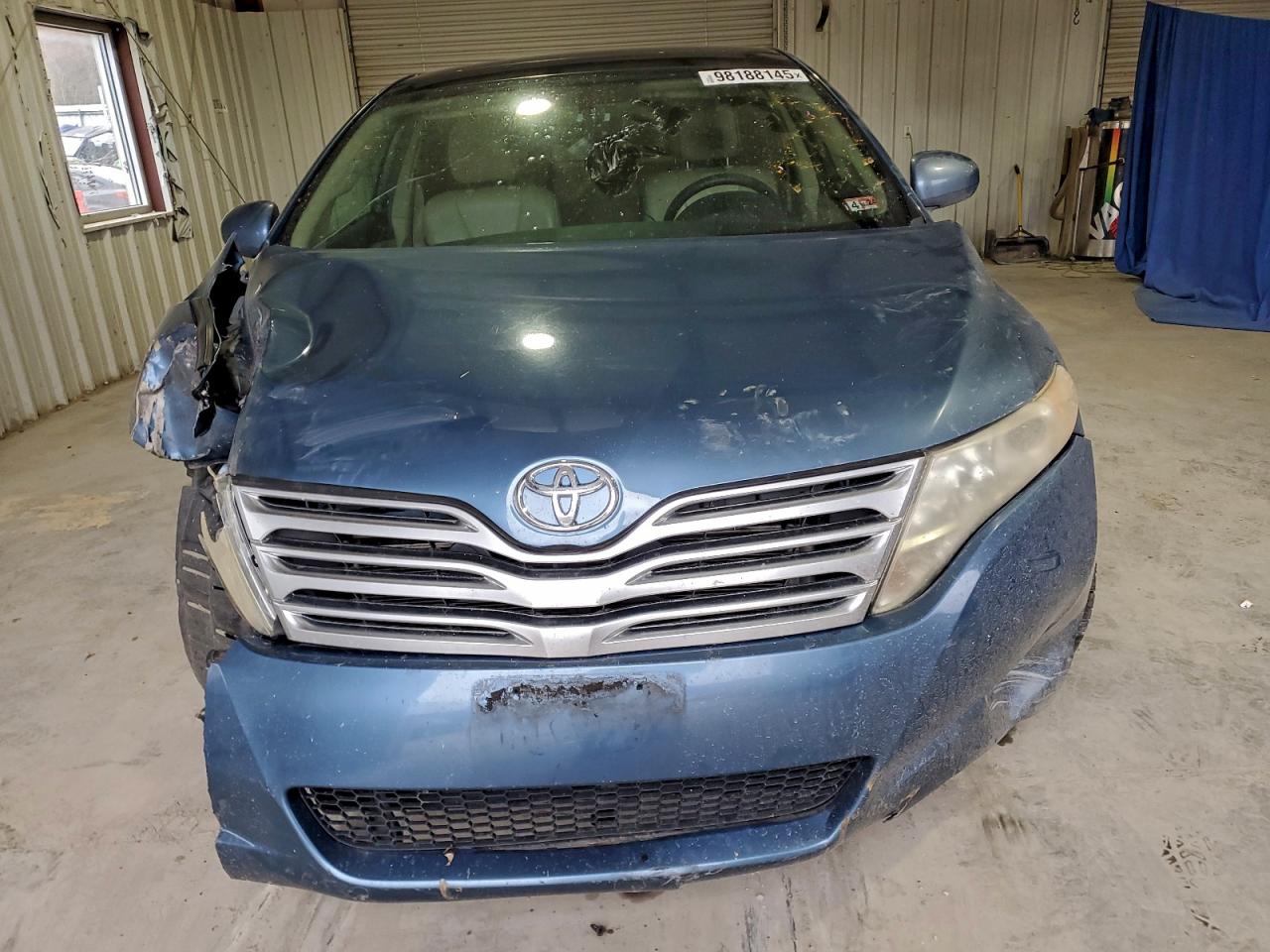 Toyota Venza Image 9
