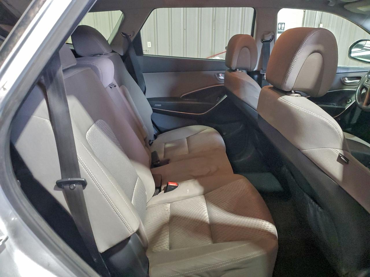 Hyundai SANTA FE Se Image 9