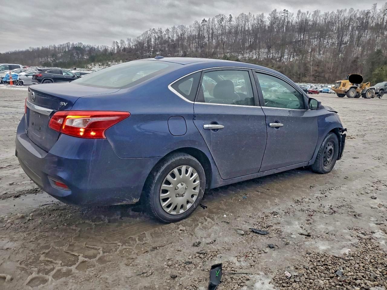 Nissan Sentra S Image 3