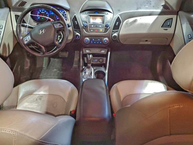 Hyundai TUCSON Limited Image 12