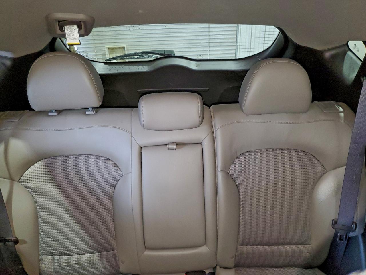 Hyundai TUCSON Limited Image 13