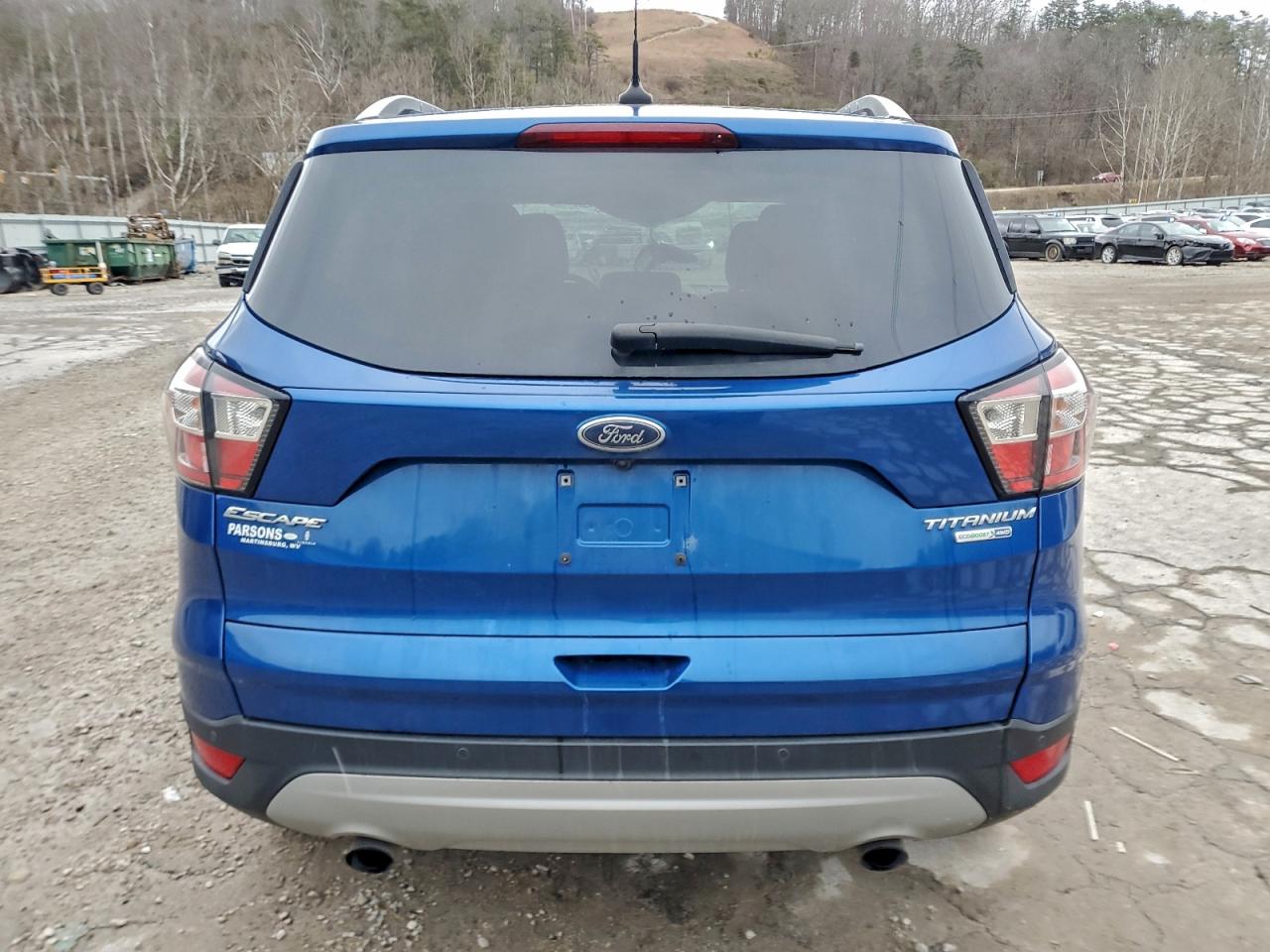 Ford Escape Titanium Image 10