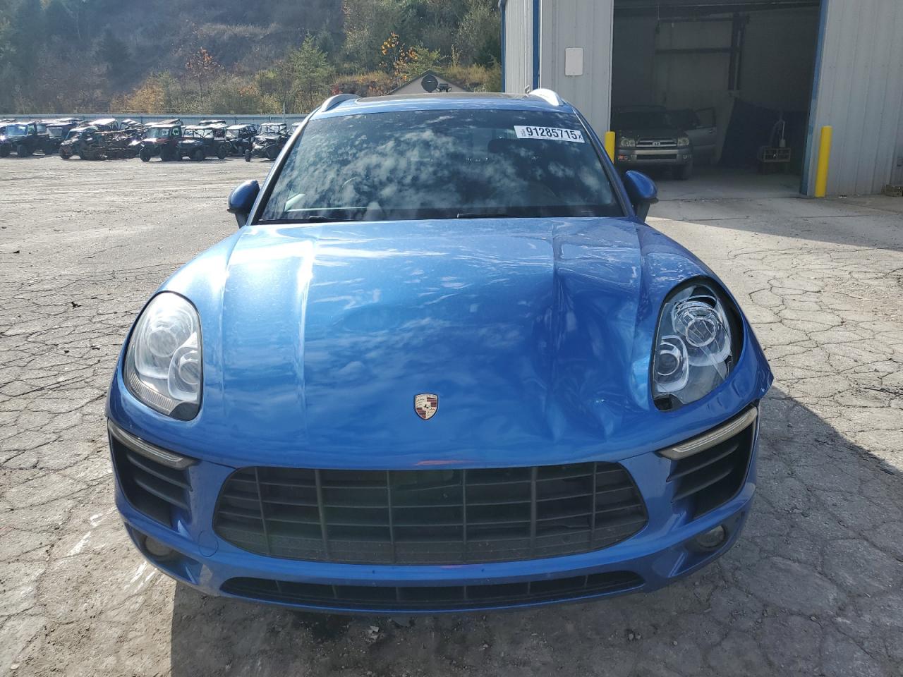Porsche Macan S Image 2