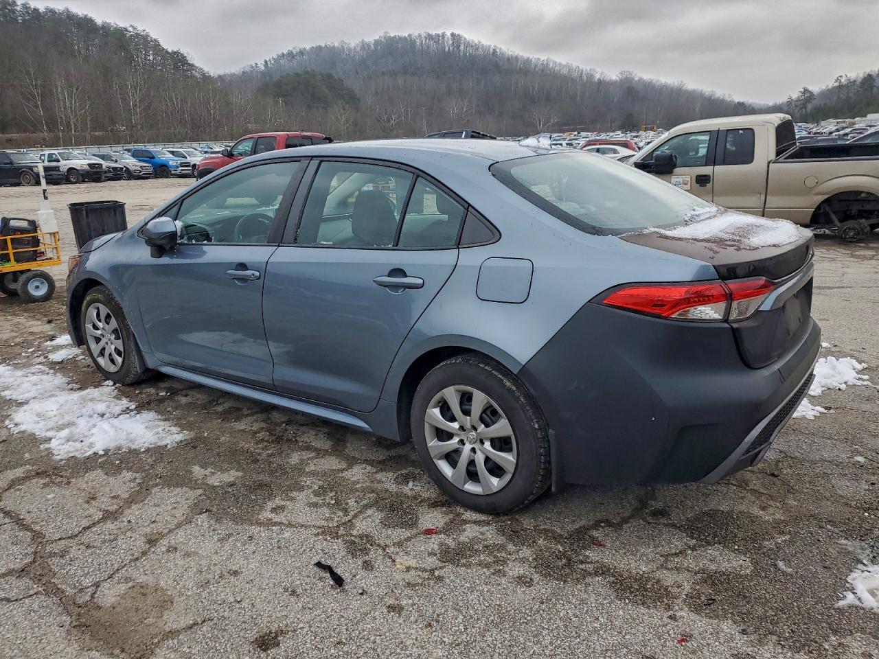 Toyota Corolla Le Image 2