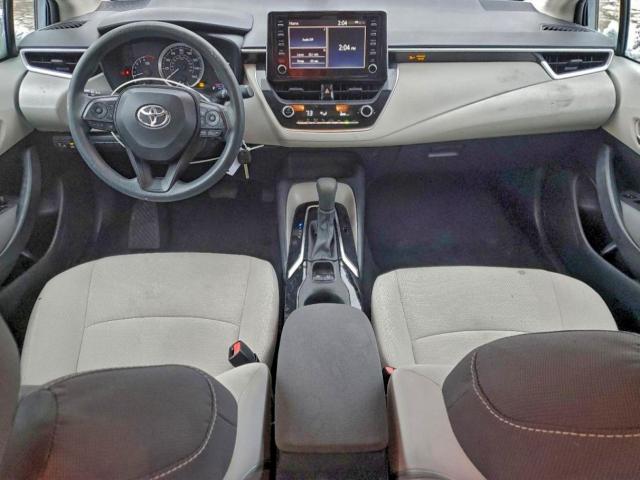 Toyota Corolla Le Image 8