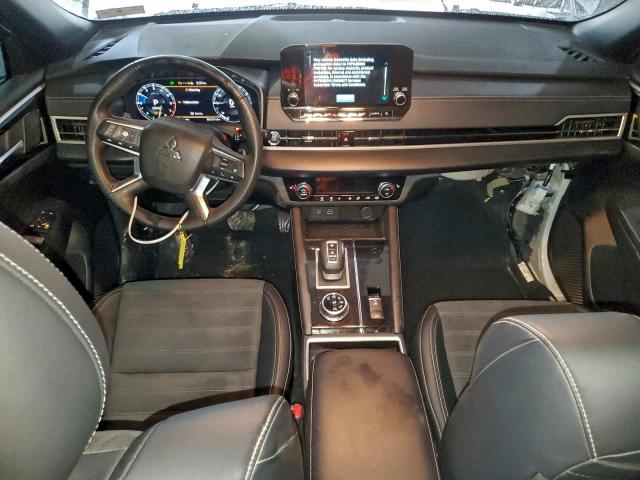 Mitsubishi Outlander Se Image 11