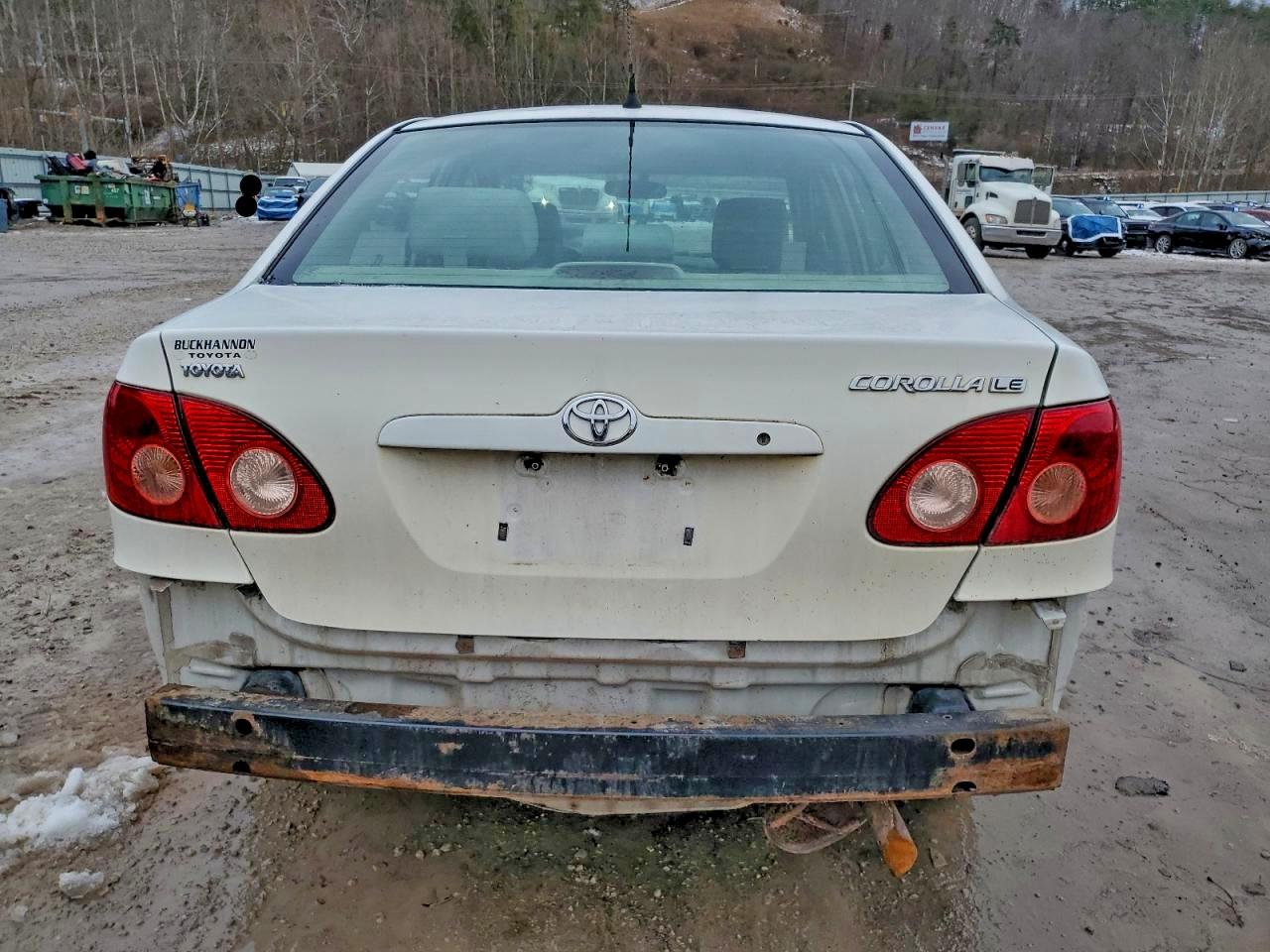 Toyota Corolla Ce Image 6