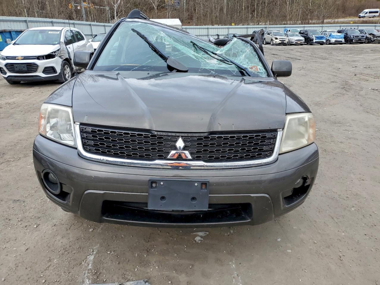 Mitsubishi Endeavor Ls Image 9