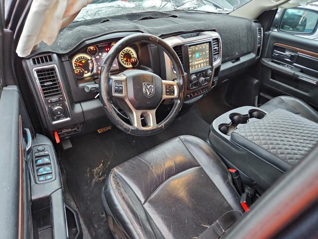 Ram 1500 Laramie Image 11