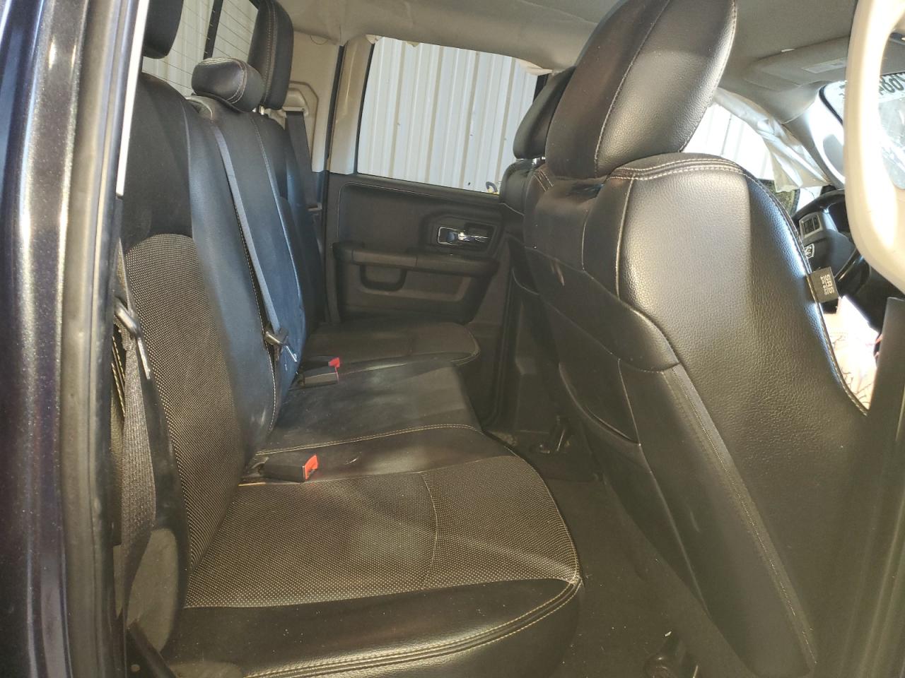 Ram 1500 Laramie Image 9