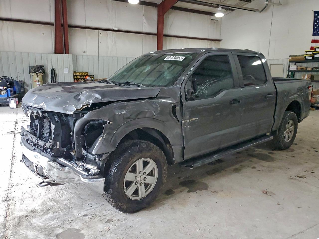 Ford F-150 Supercrew Image 1