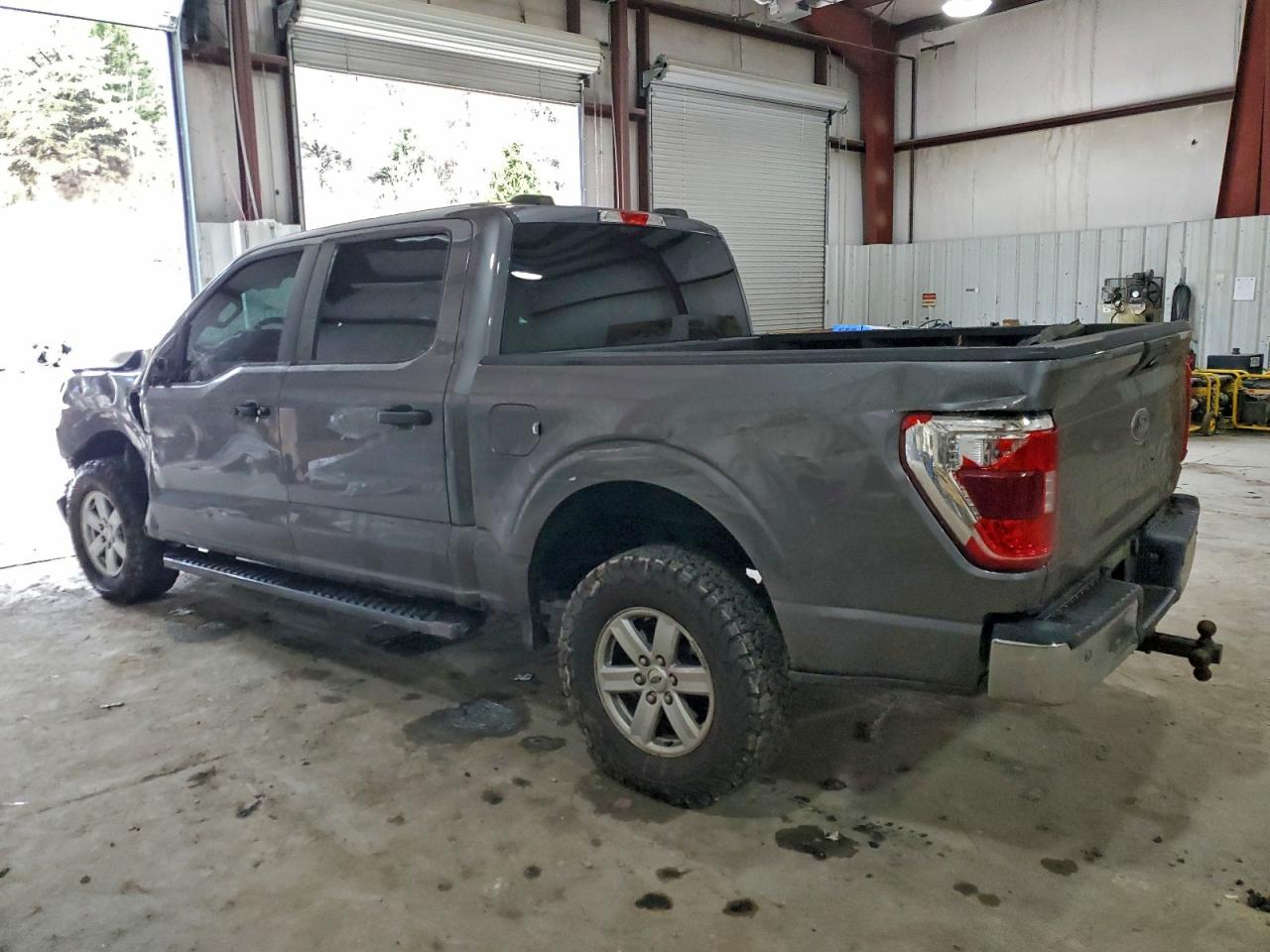 Ford F-150 Supercrew Image 9