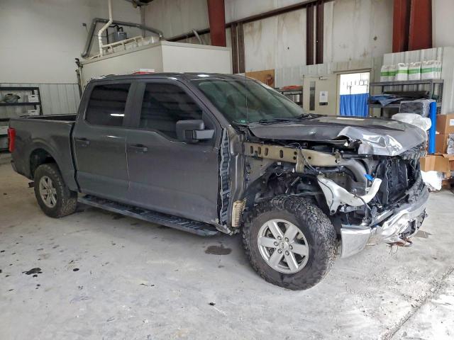 Ford F-150 Supercrew Image 11