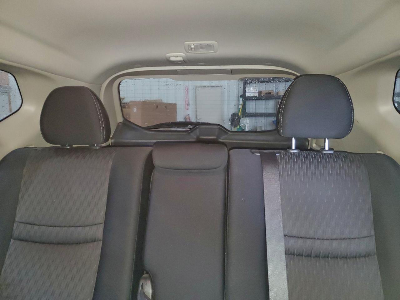 Nissan Rogue S Image 8