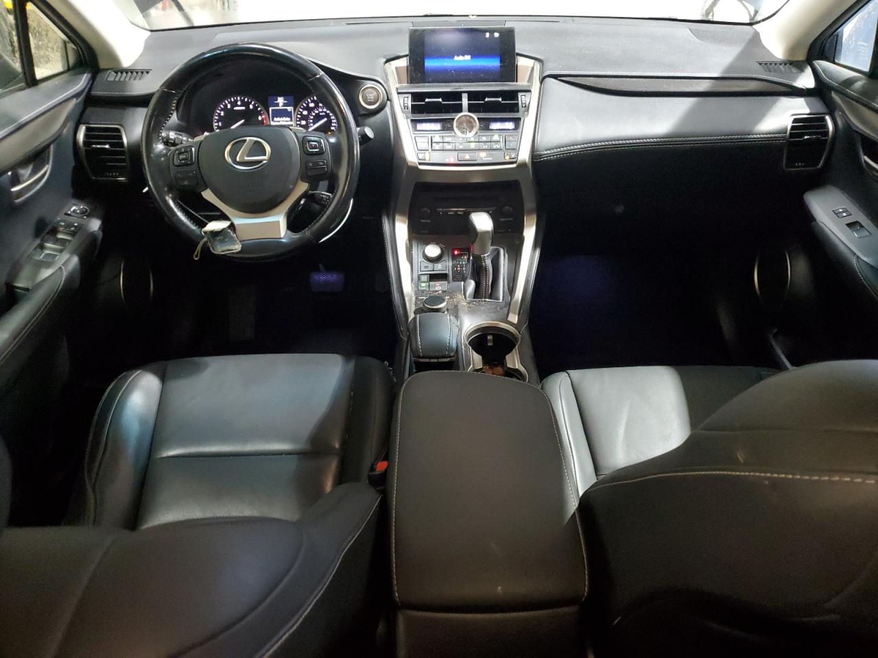 Lexus NX 200t Base Image 7