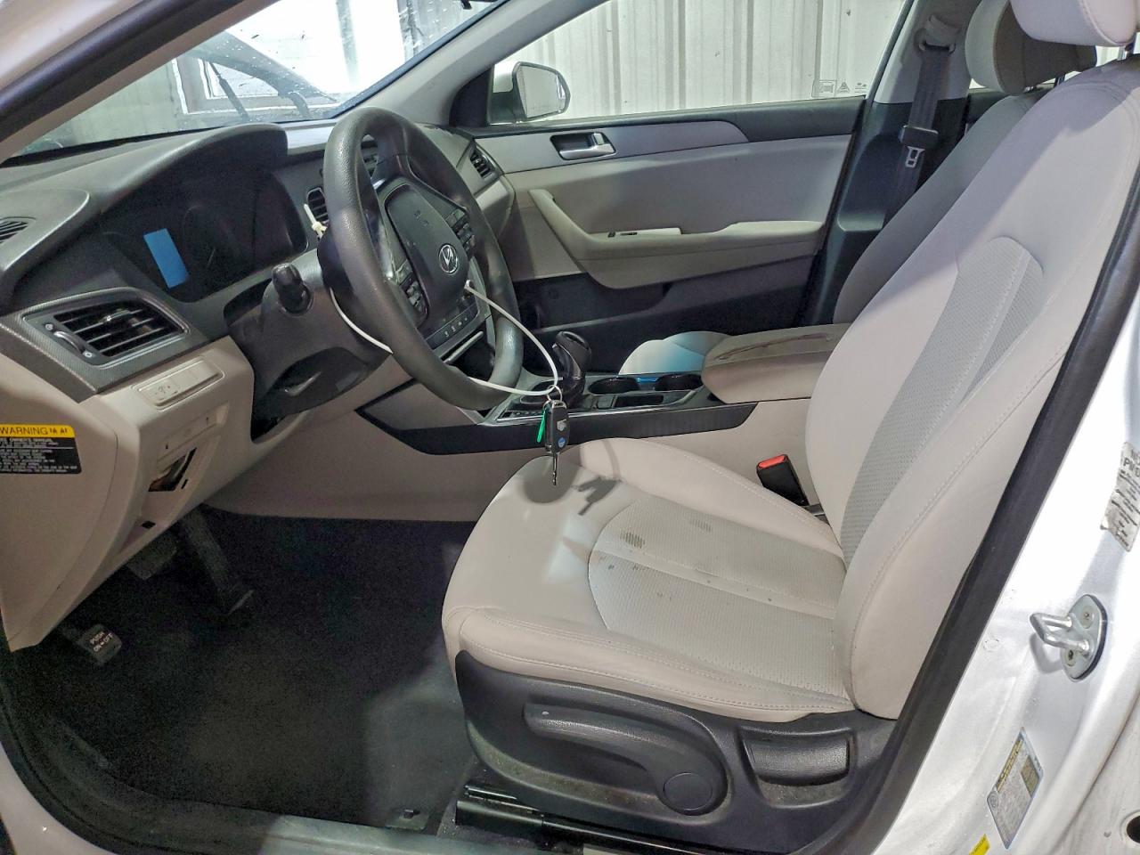 Hyundai SONATA Se Image 6