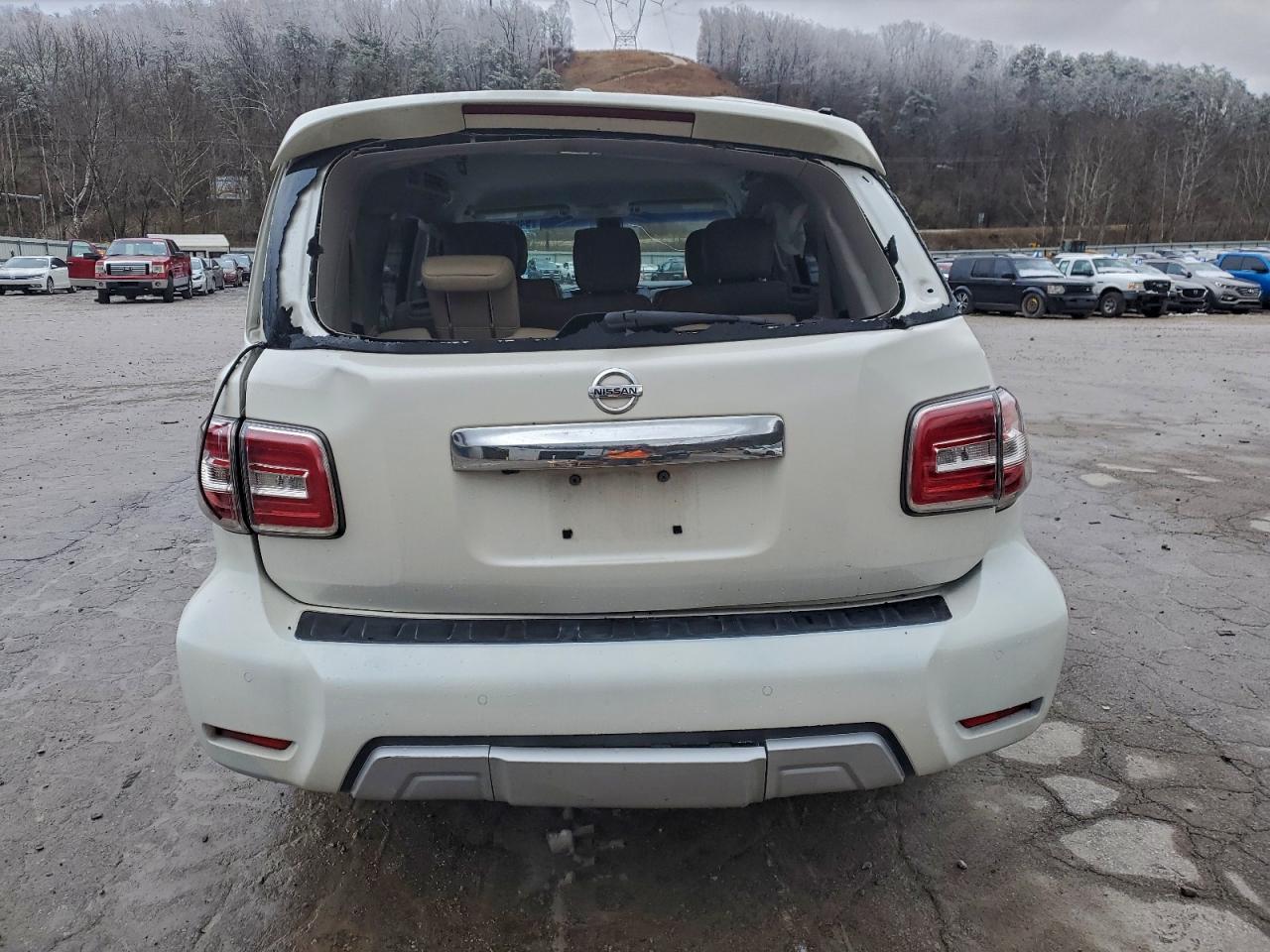 Nissan Armada Sv Image 12