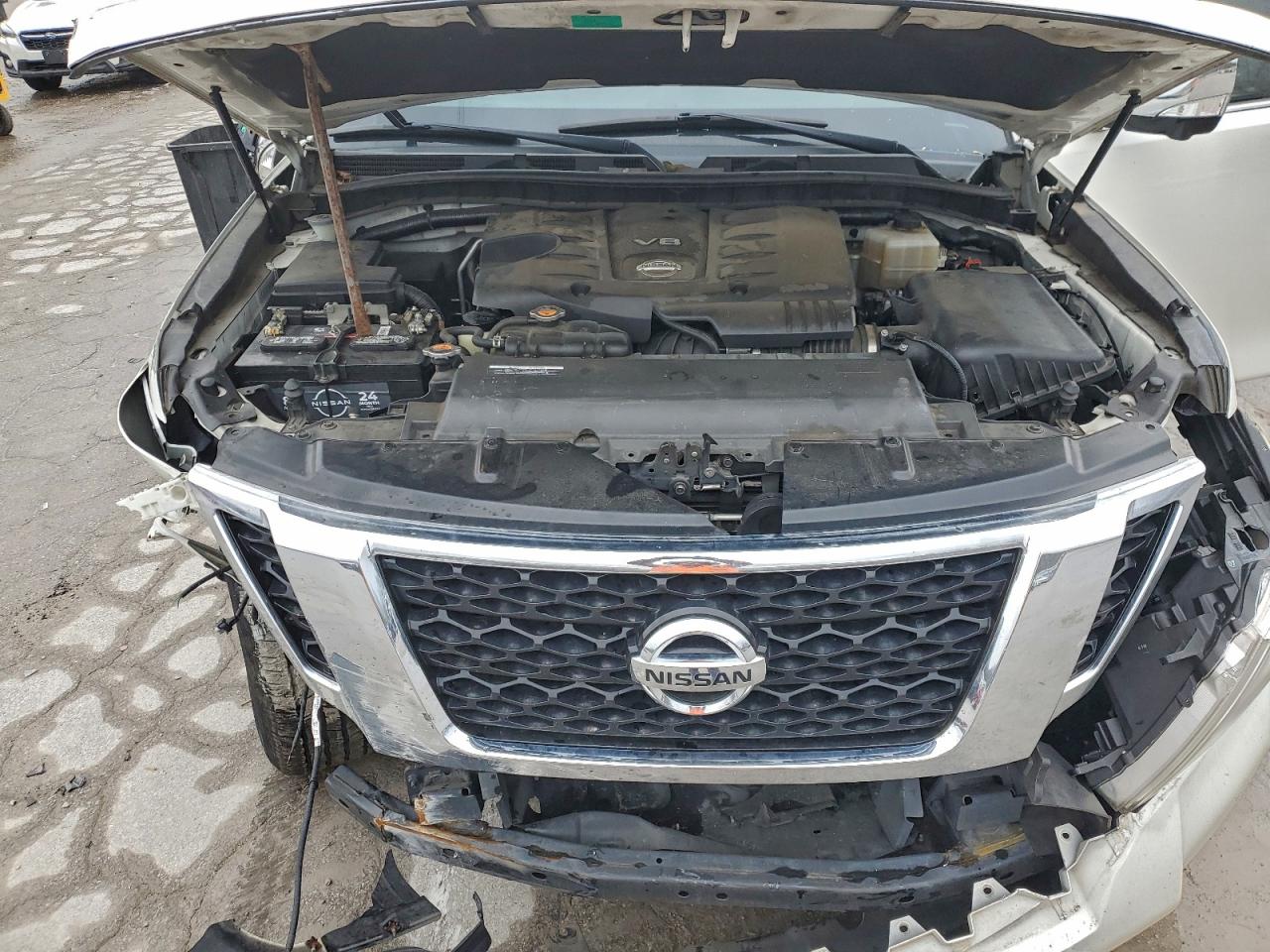 Nissan Armada Sv Image 13