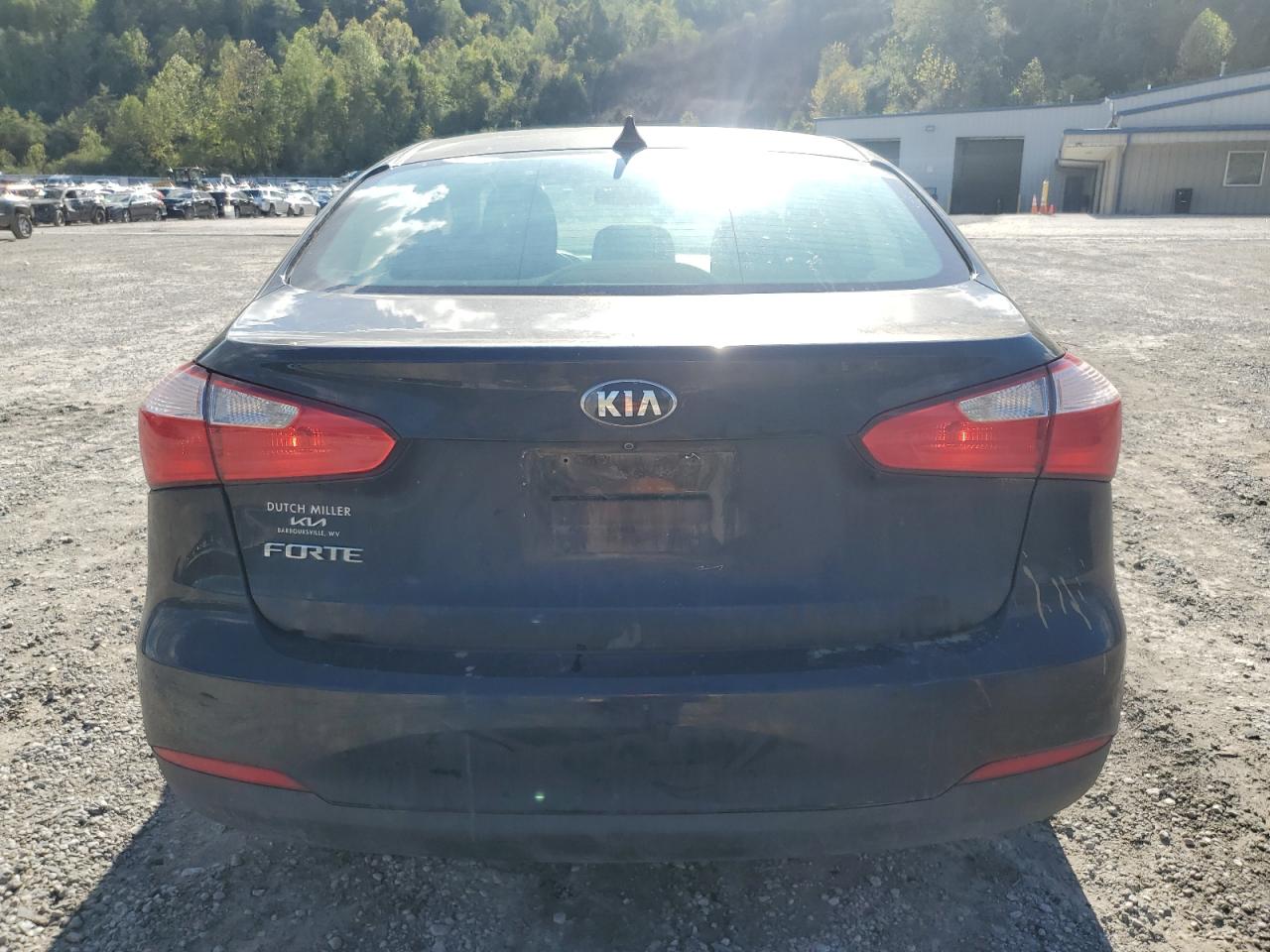 Kia Forte Lx Image 9