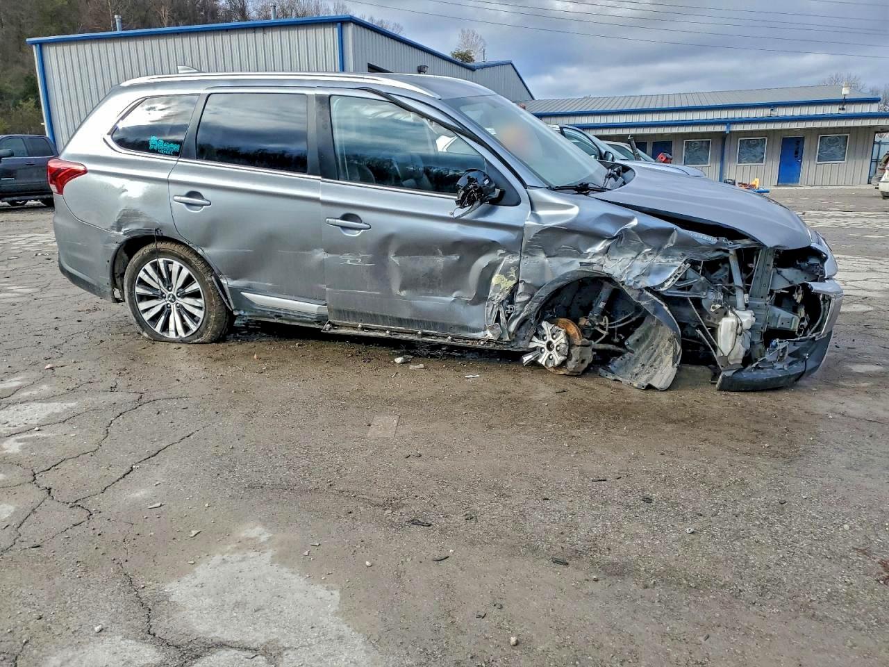 Mitsubishi Outlander Se Image 6