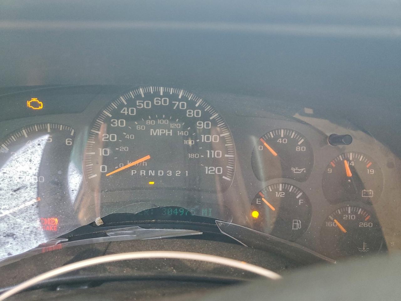 Chevrolet Silverado C1500 Image 8