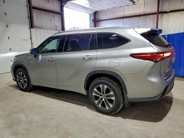 Toyota Highlander Xle Image 6