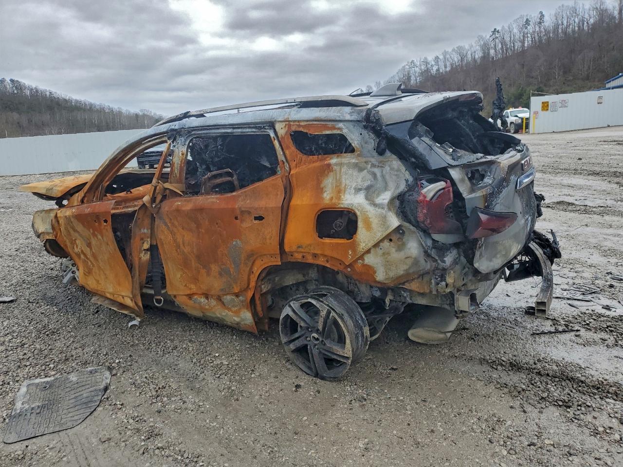 GMC Terrain Slt Image 2