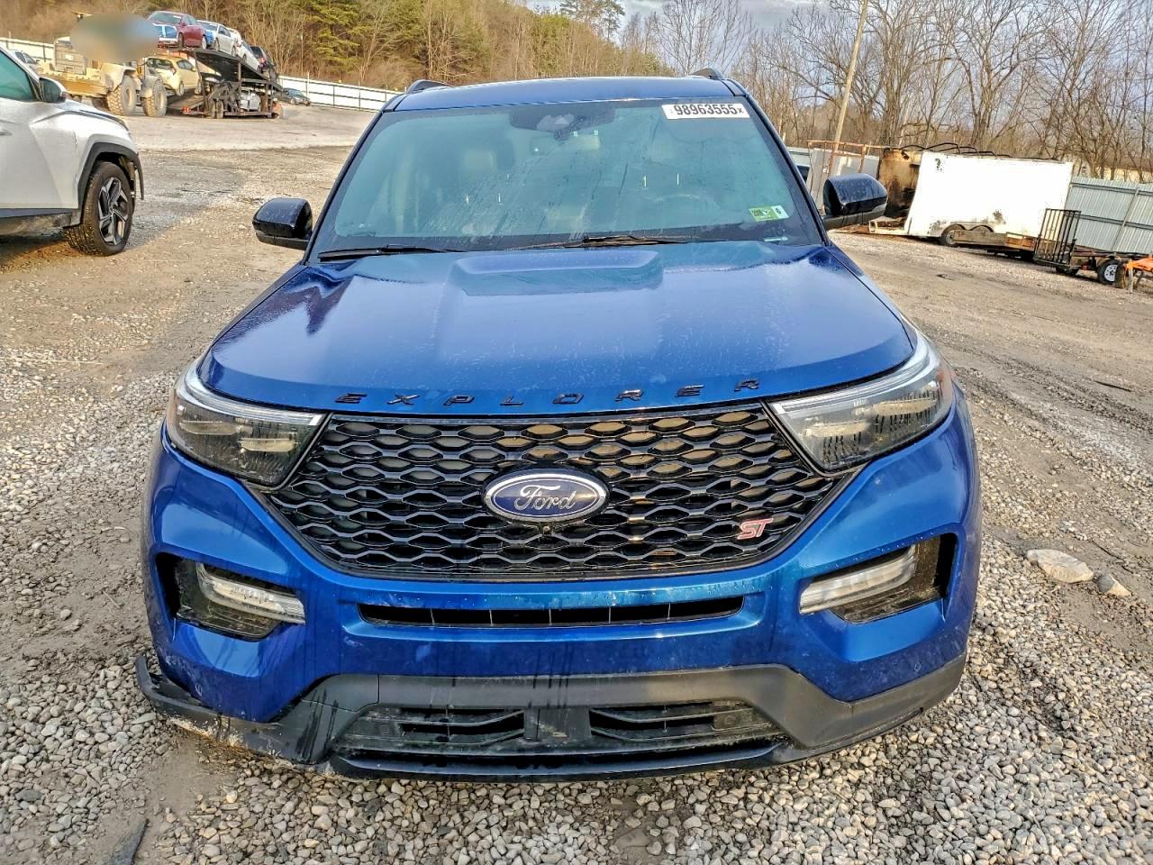 Ford Explorer St Image 12