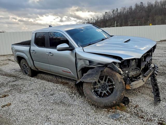 Toyota Tacoma Double Cab Image 5