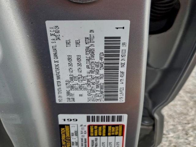 Toyota Tacoma Double Cab Image 9