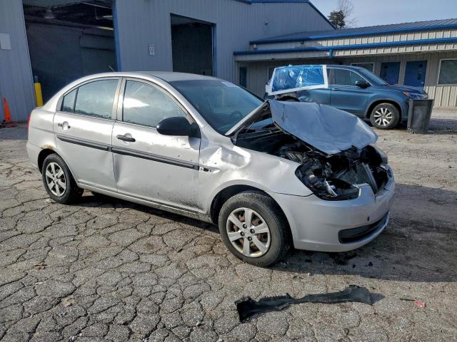 Hyundai ACCENT Gls Image 10