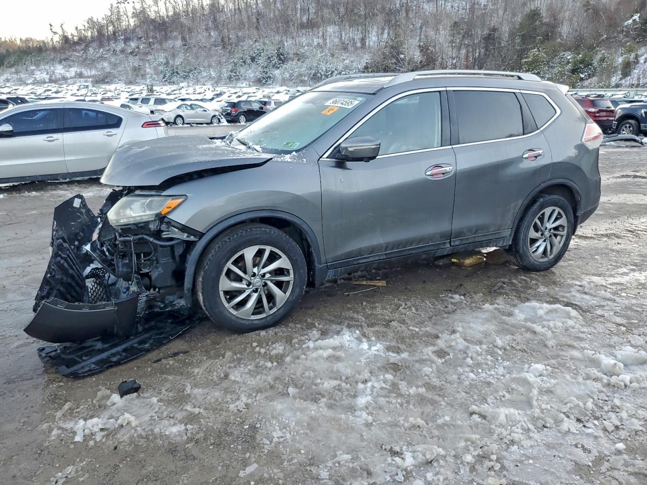 Nissan Rogue S Image 1