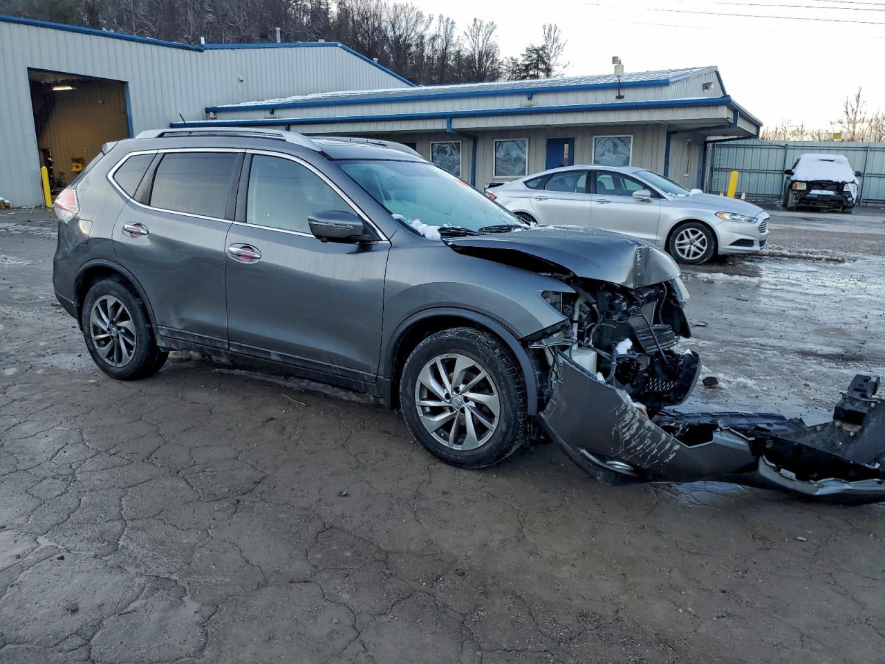 Nissan Rogue S Image 3