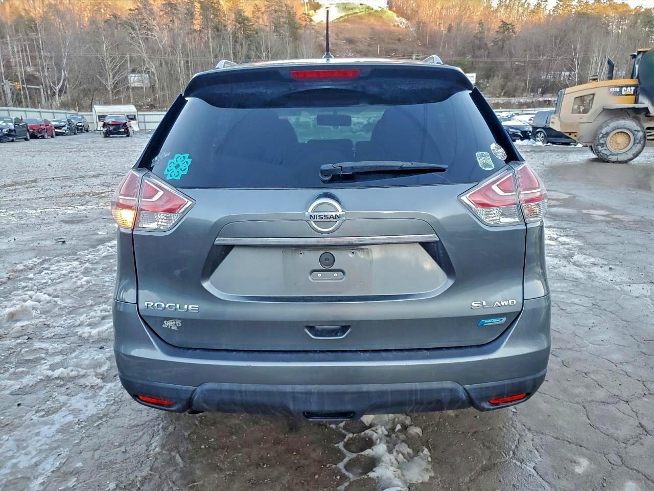 Nissan Rogue S Image 6