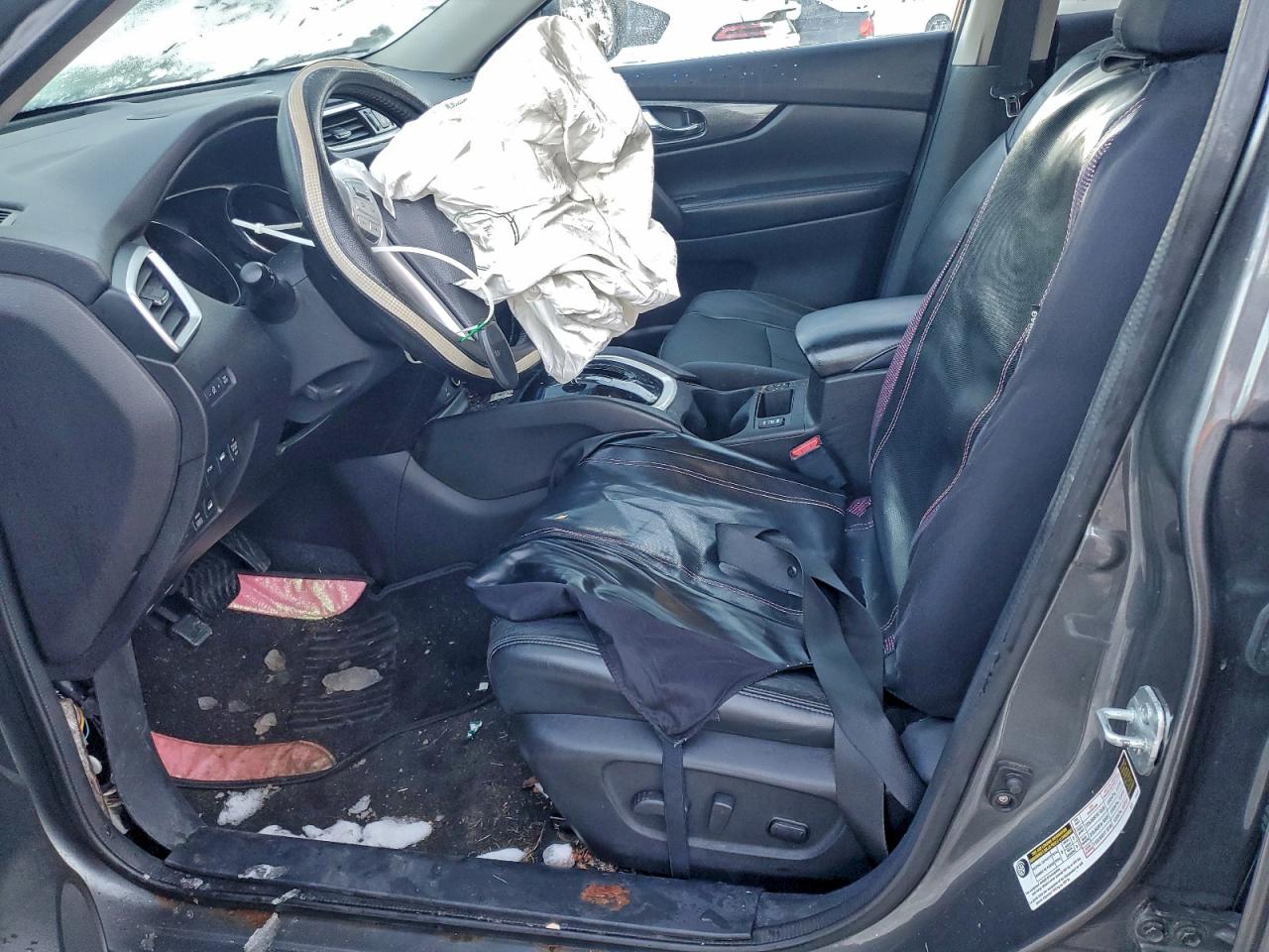 Nissan Rogue S Image 9