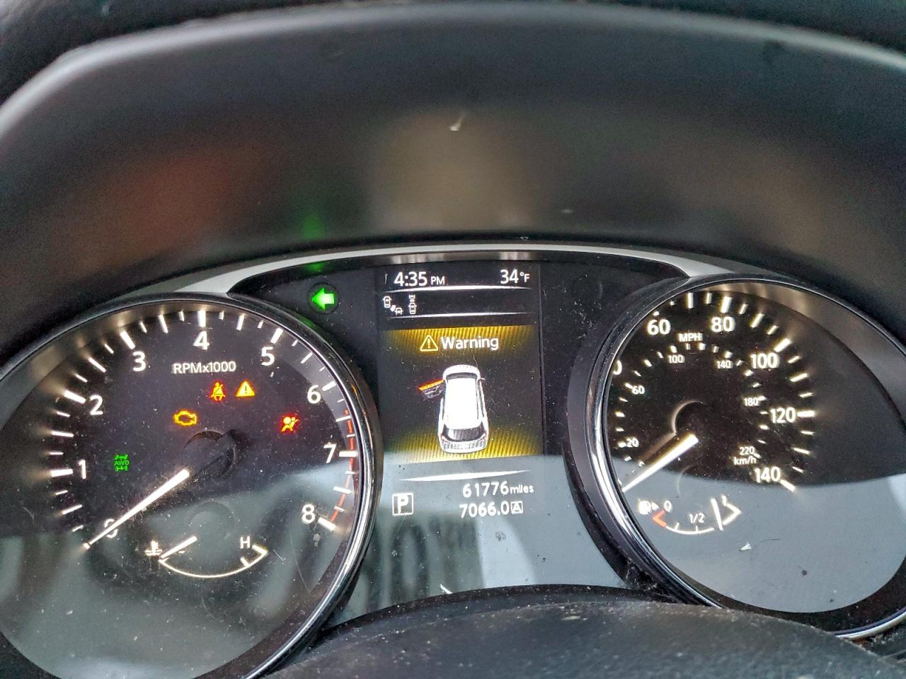 Nissan Rogue S Image 8