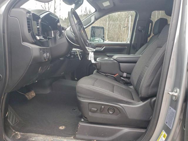 Chevrolet Silverado K2500 Heavy Duty Lt Image 2