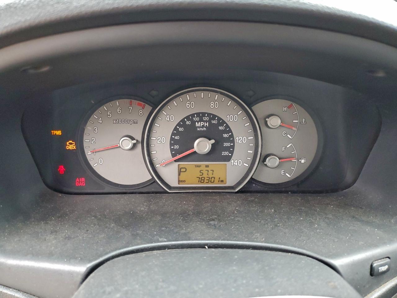 Kia Rondo Lx Image 12