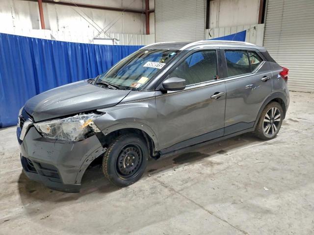  Salvage Nissan Kicks