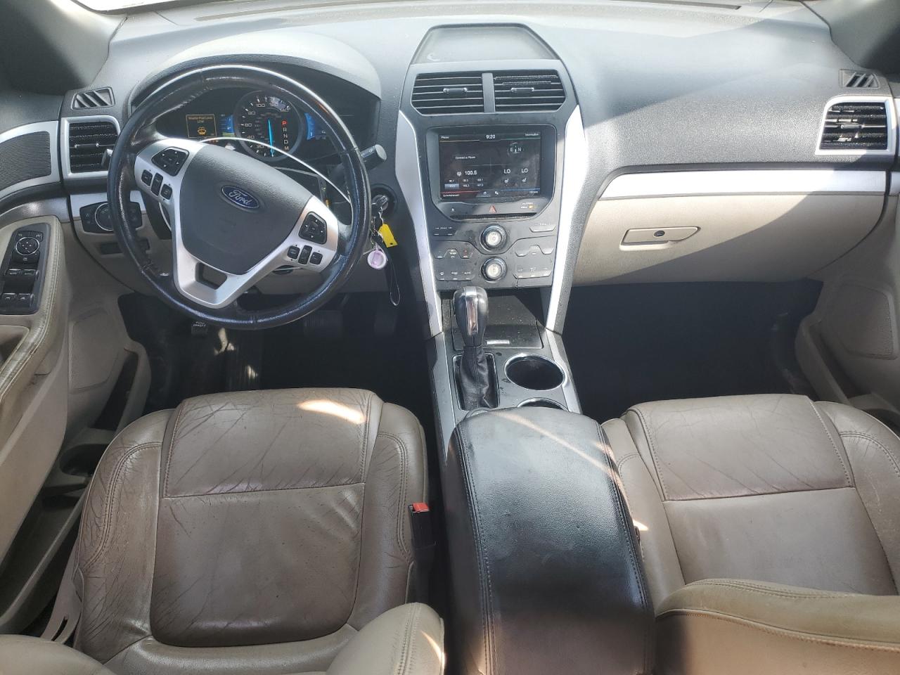 Ford Explorer Xlt Image 7